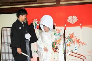 金沢での前撮り時にの伝統的な風習「「花嫁のれん」をくぐる新婦様